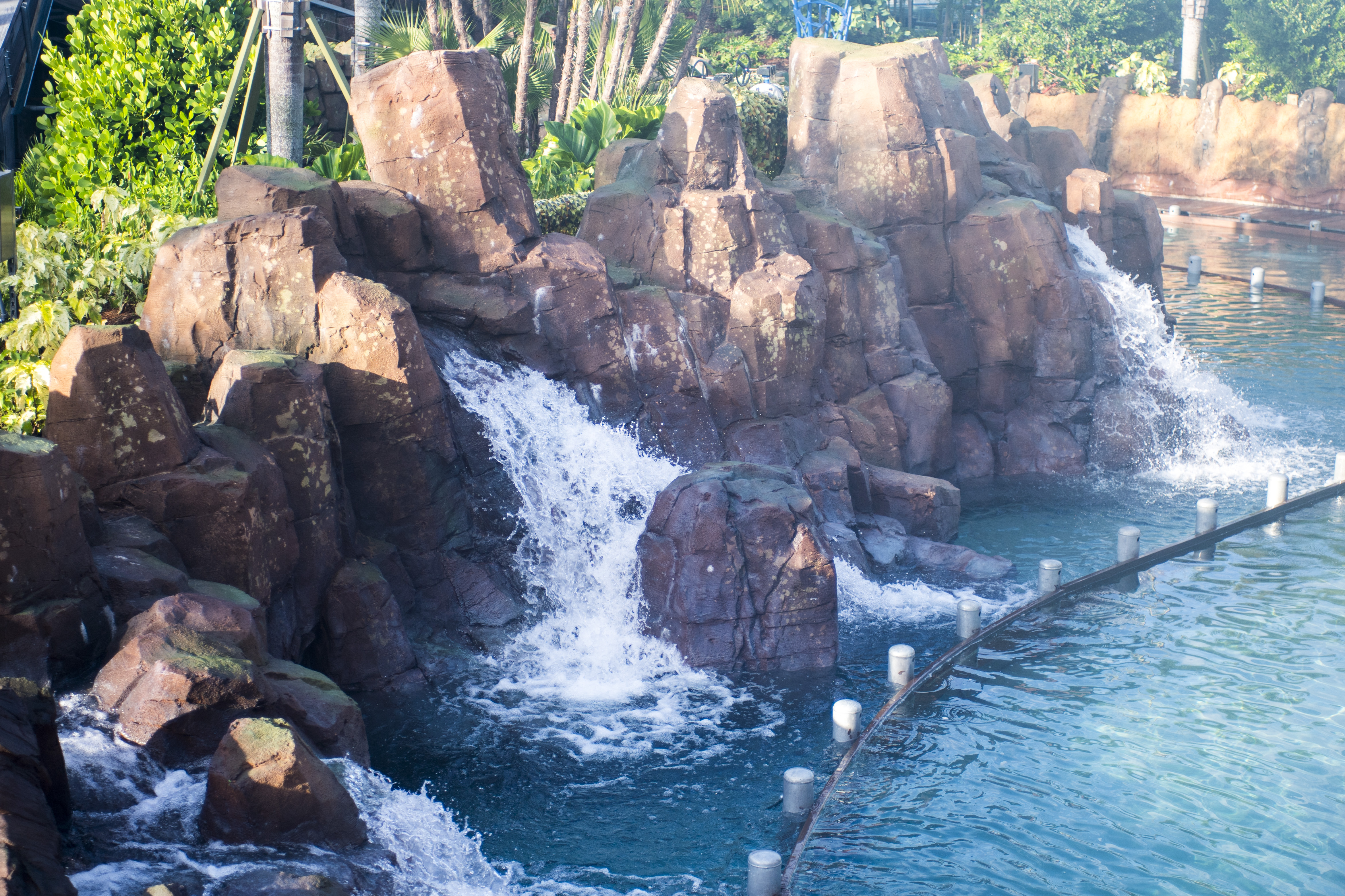 Infinity Falls Sea World
