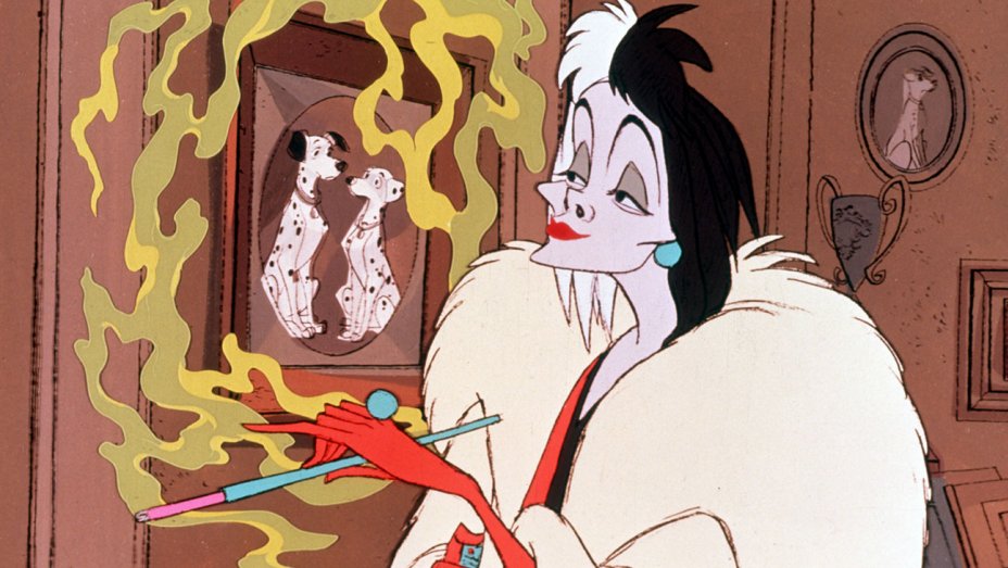 101_Dalmations_Cruella_Smoking