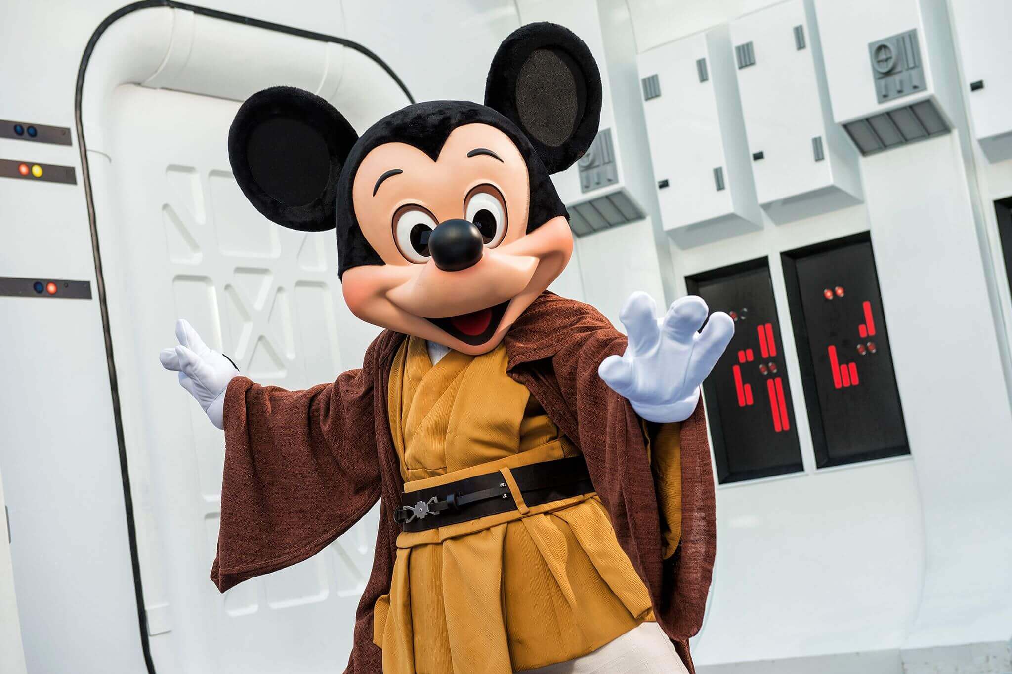 Mickey Star Wars Day