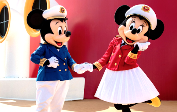 Disney Wish - Captain Minnie Mouse